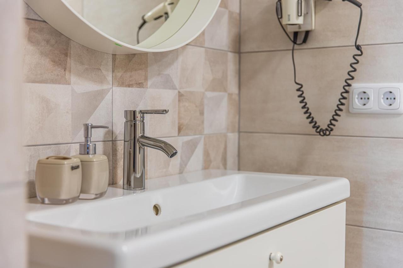 פלאנגה Palangos Vila Apartments מראה חיצוני תמונה