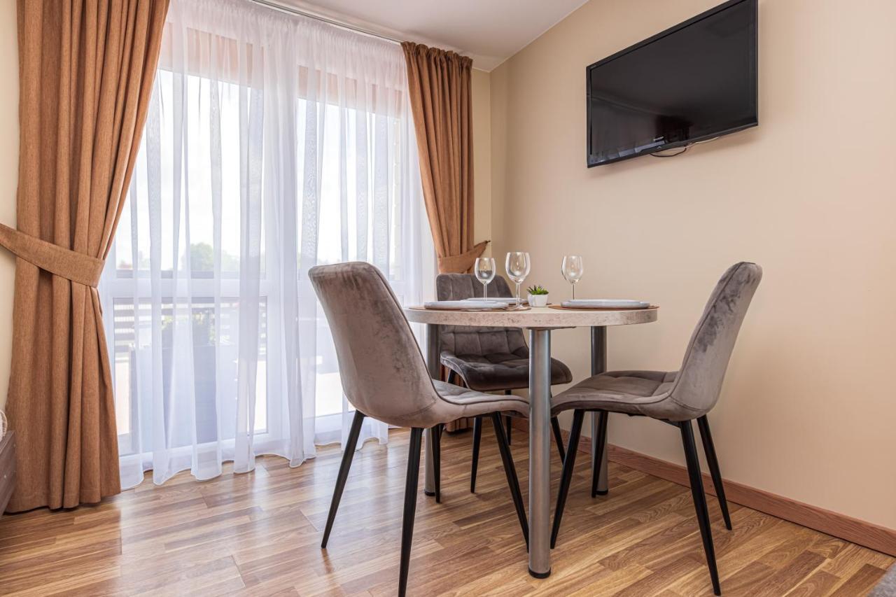 פלאנגה Palangos Vila Apartments מראה חיצוני תמונה