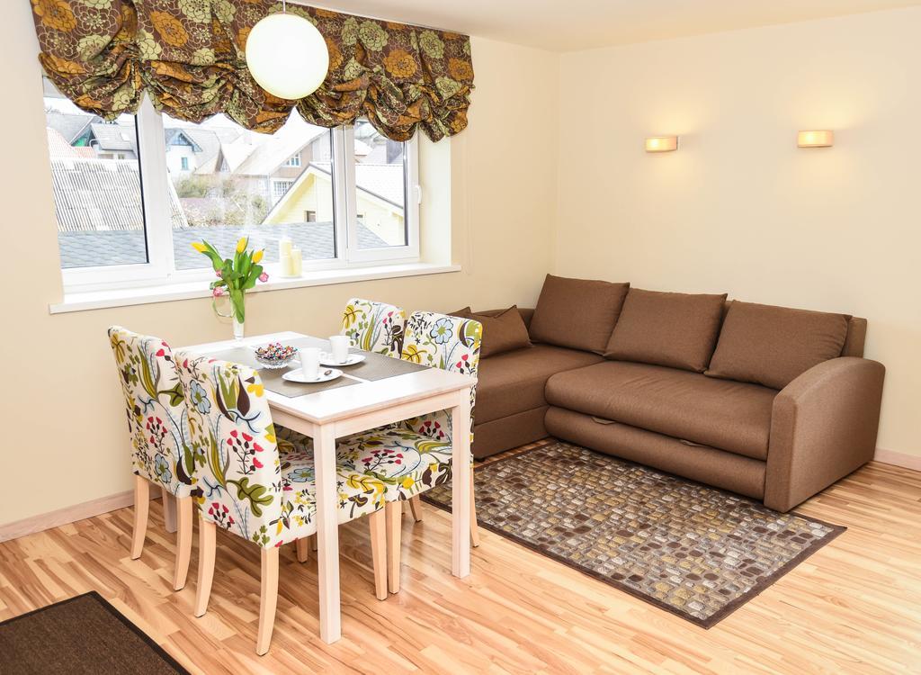 פלאנגה Palangos Vila Apartments מראה חיצוני תמונה